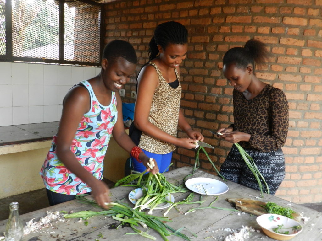 Young-girls-preparing-vegetables
