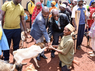 SOS CV Burundi-EU Funded Nkingira Nkure Neza-Donation of goat to families